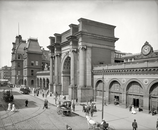 Photo showing: Boston Union Station -- Boston, Massachusetts, circa 1905. North Station.