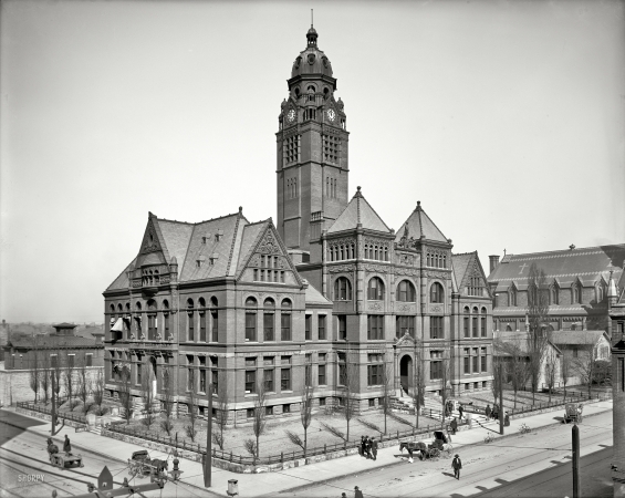 Photo showing: Municipal Castle -- Jefferson County Courthouse, Birmingham, Alabama, circa 1906.