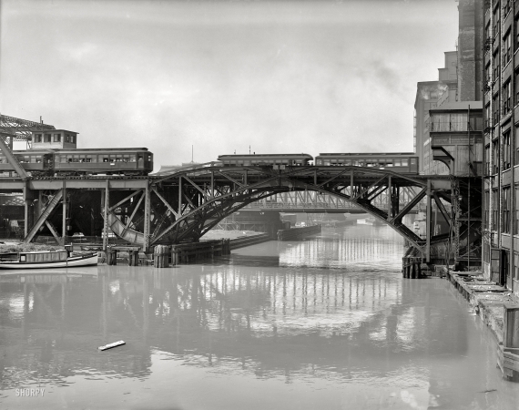 Photo showing: Jackknife Bridge, Chicago -- Chicago circa 1907. Jack-Knife Bridge, Chicago River.