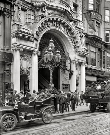 Photo showing: Keiths New Theatre -- The Philadelphia vaudeville house circa 1907.