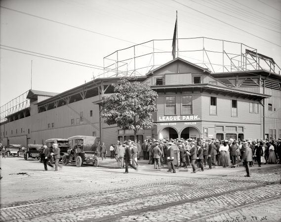 Photo showing: League Park, Cleveland -- Circa 1910. League Park, Cleveland. Grandstand seating 75 cents; pavilion, 50 cents.