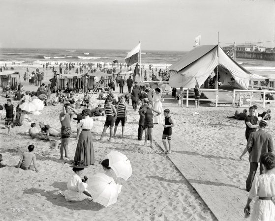 Photo showing: The Teeming Shore: 1910 -- Bathing at Atlantic City.