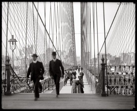 Photo showing: Brooklyn Bridge: 1910 -- 