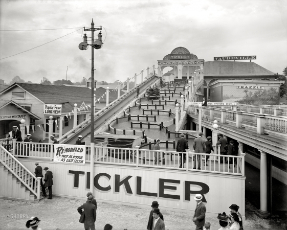 Photo showing: The Cincy Tickler -- Chester Park, Cincinnati circa 1909.