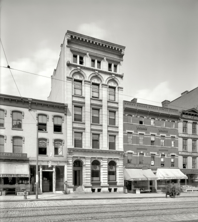 Photo showing: Utica, New York: 1910 -- United Commercial Travelers of America building.