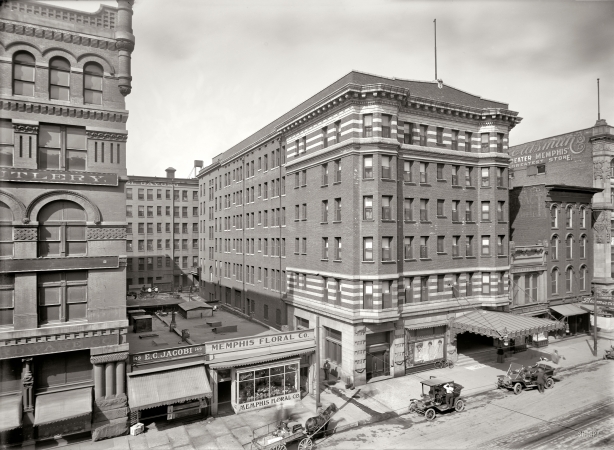 Photo showing: Hotel Gayoso -- Memphis, Tennessee, circa 1910. Hotel Gayoso.