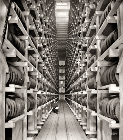 Photo showing: Hiram Walker: 1900 -- Walkerville, Ontario. Rack warehouse, Hiram Walker & Sons.