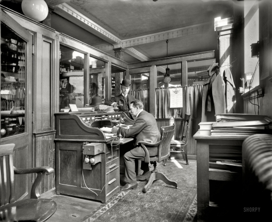 Photo showing: Rolltop Rendezvous -- Detroit, Michigan, 1902. Richmond & Backus Co. office.