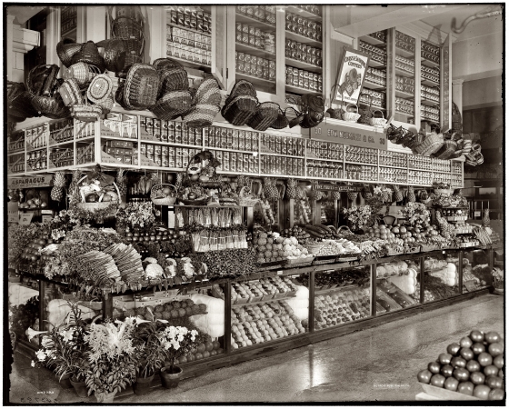 Photo showing: Vegetables Galore -- Detroit, Michigan, circa 1910. The Edw. Neumann grocery at Broadway Market.