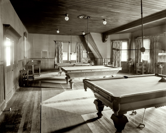 Photo showing: The Game Room -- Upstate New York circa 1905. Billiard hall at Paul Smith's casino, Adirondack Mountains.