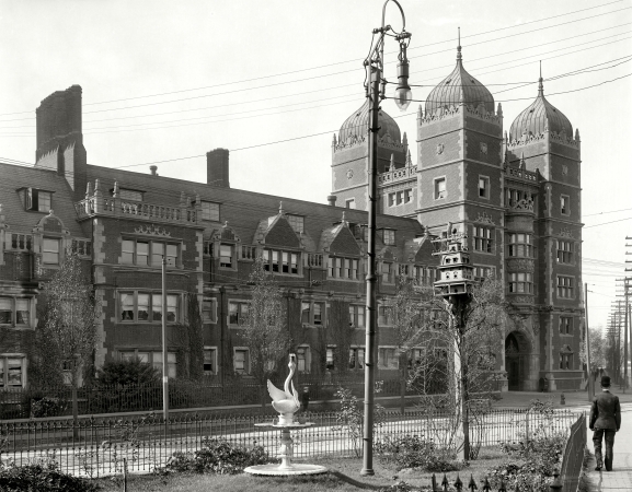 Photo showing: U of P: 1908 -- Dormitories, University of Pennsylvania, Philadelphia.