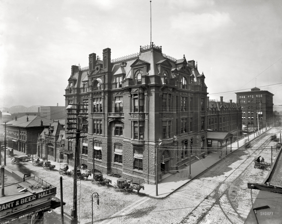 Photo showing: Central Union Station -- Cincinnati, Ohio, circa 1905. Central Union Station.