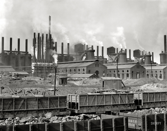 Photo showing: Ensley Stacks -- Ensley, Alabama, circa 1906. Tennessee Coal, Iron and Railroad Co. furnaces.