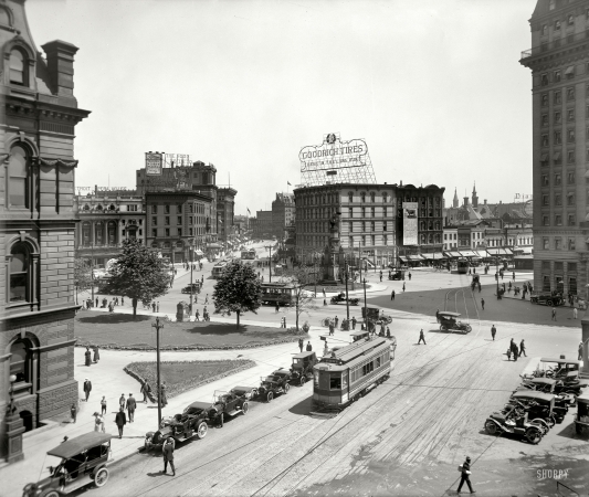 Photo showing: Detroit: 1910 -- Campus Martius from City Hall