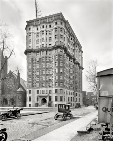 Photo showing: Hotel Tuller -- Detroit, Michigan, circa 1914. Hotel Tuller, Grand Circus Park.