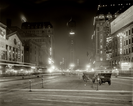 Photo showing: Times Square at Night -- New York circa 1911.
