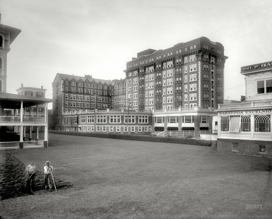 Photo showing: Hotel Strand -- Atlantic City circa 1911.