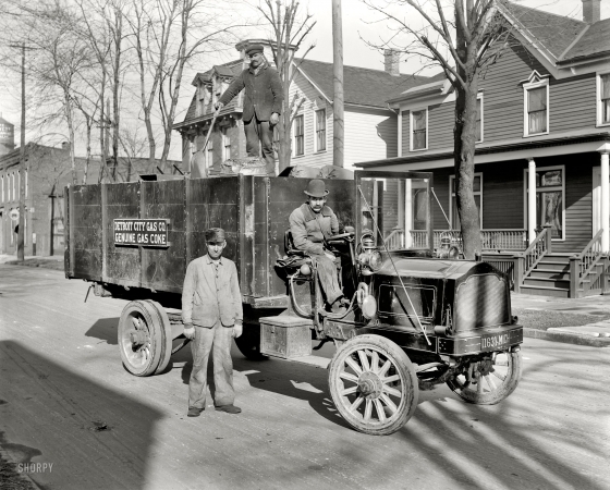 Photo showing: Delivering Coke -- Detroit, circa 1912. Coke delivery wagon and workers, Detroit City Gas Co.