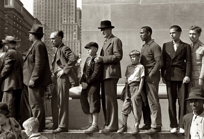 Photo showing: The Watchers -- October 1938. Cincinnati, Ohio. Watching the sesquicentennial parade go by.