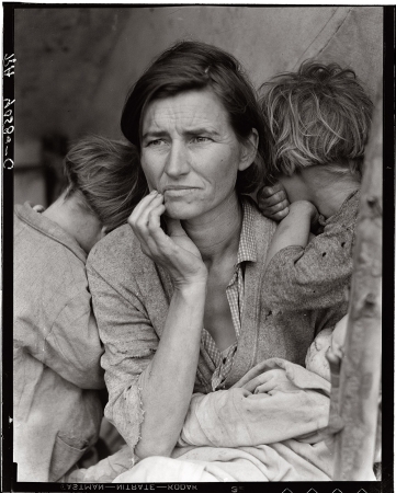Photo showing: Migrant Mother --  February 1936. Nipomo, Calif. Destitute pea pickers living in tent in migrant camp. Mother of seven children. Age 32.