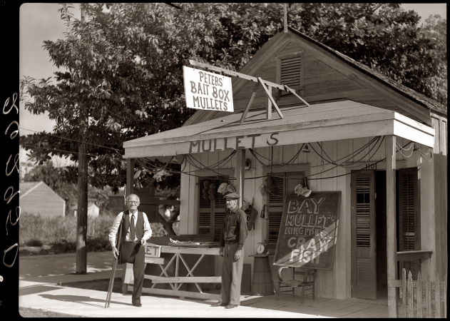 Photo showing: The Bait Box -- January 1938. Bait seller in Key West, Florida.
