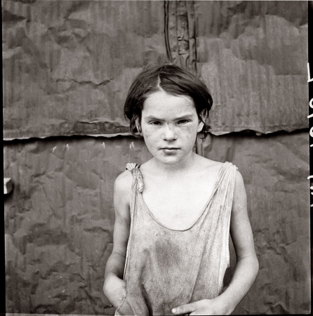 Photo showing: Ghost Child -- August 1936. Child living in Oklahoma City shacktown.