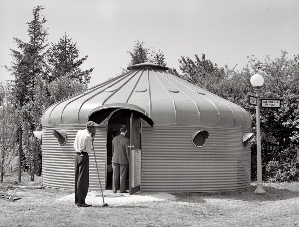 Photo showing: Dymaxion House -- May 1941. Dymaxion house, metal, adapted corn bin, promoted by R. Buckminster Fuller.