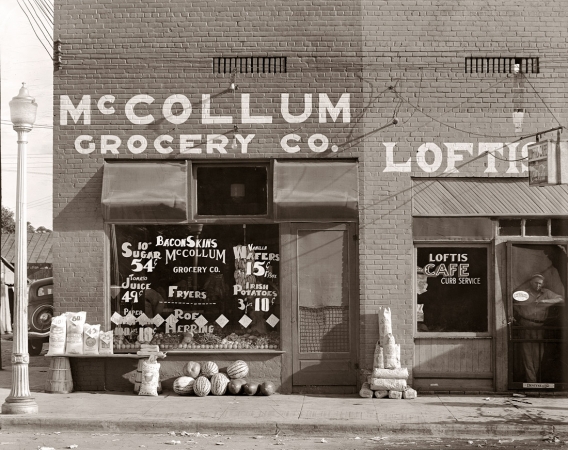 Photo showing: Bacon Skins -- 1936. Greensville, Alabama, grocery.