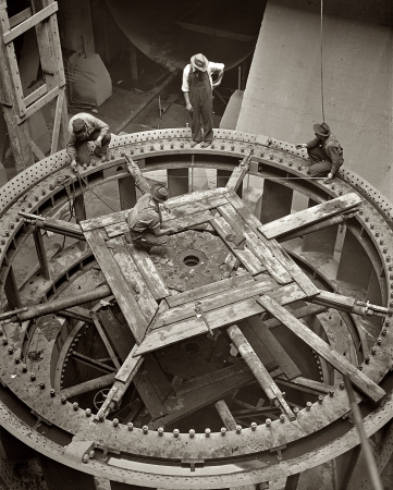 Photo showing: Dam Installation -- Installation of a 30,000 kilowatt generator, Tennessee Valley Authority's Cherokee Dam on the Holston River, June 1942.