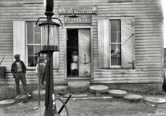 Photo showing: The Old Store -- March 25, 1937. Old Henderson store (Miller's Ferry Post Office), Canton Bend near Camden, Alabama.