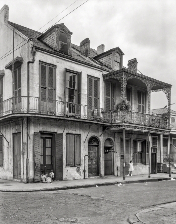Photo showing: Royal Castle -- New Orleans circa 1937. 1300 Royal Street.