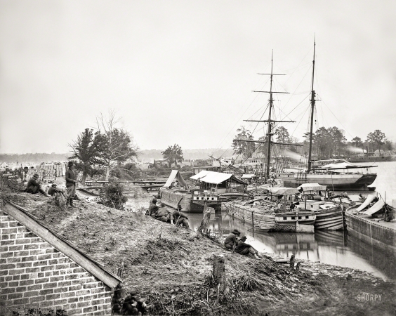 Photo showing: White House Landing -- 1862. White House Landing, Virginia. Federal supply vessels at anchor.