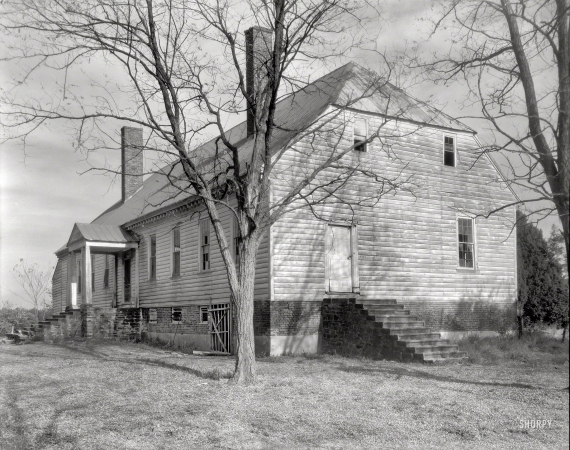 Photo showing: Give Me Liberty -- 1935. Scotchtown, Beaverdam, Hanover County, Virginia. Once the home of Patrick Henry and Dolly Madison.