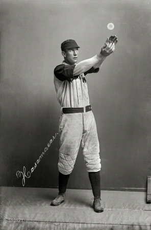 Photo showing: Phantom Baseball -- Hasamaear, Washington baseball. William Roaring Bill Hasamaear circa 1895.