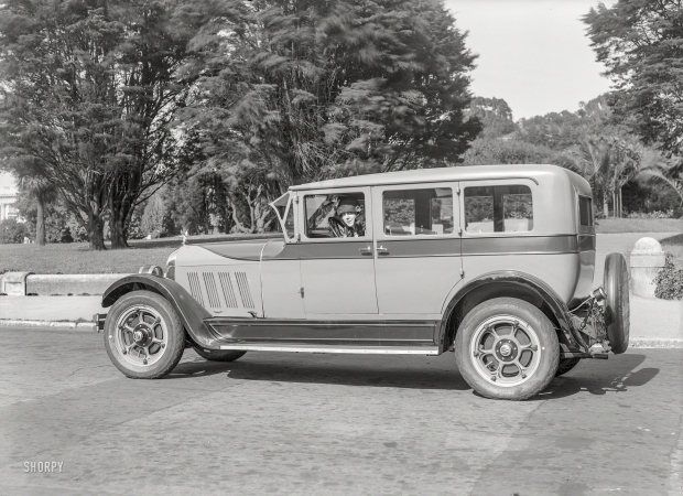 Photo showing: The Idling Auburn -- San Francisco circa 1928. Auburn sedan.