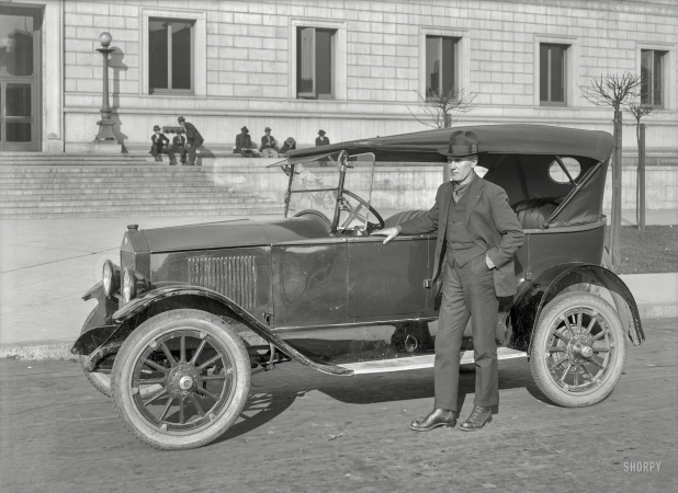 Photo showing: That Dapper Dort -- 1921. Dort touring car at San Francisco Public Library.
