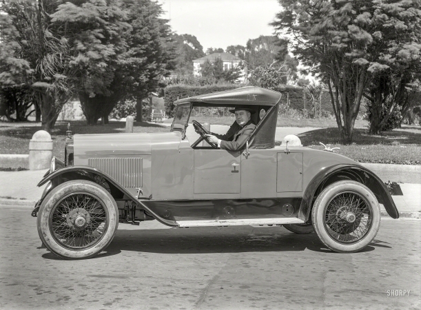 Photo showing: King Coupe -- San Francisco circa 1920. King Road-King.