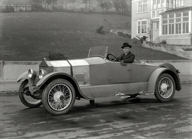 Photo showing: Ready to Roamer -- San Francisco circa 1921. Roamer roadster.
