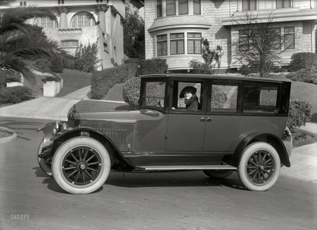 Photo showing: Eight Belle -- San Francisco circa 1921. Standard Eight sedan.
