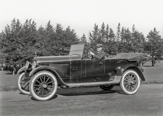 Photo showing: What, Me Hurry? -- San Francisco circa 1920. Lexington Tourabout.