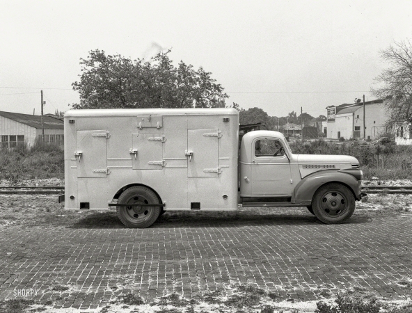 Photo showing: Cold Wheels -- From circa 1947 comes this News Archive snapshot of a freezer truck.