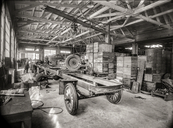 Photo showing: Fledgling Fageols -- Fageol Motors Co. truck assembly -- Oakland, California, 1918.