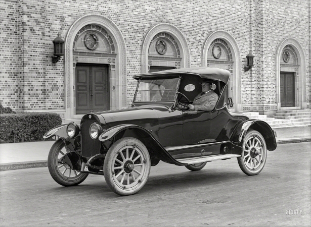 Photo showing: Spirit, Life, Truth, Love -- San Francisco, 1919. Mitchell roadster at Christian Science church, Franklin Street.