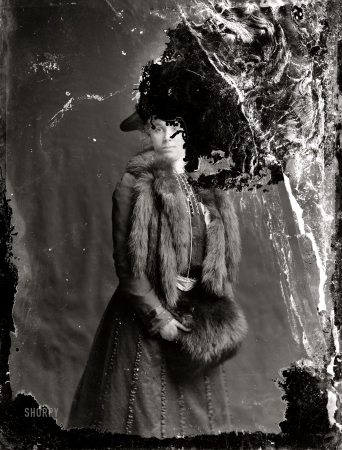 Photo showing: Game Over -- Washington, D.C., between February 1901 and December 1903. Emerson, Mrs. R.B.