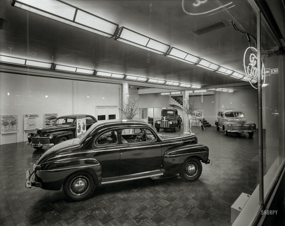 Photo showing: Midtown Motors -- June 28, 1946. Midtown Motors Ford, 950 Van Ness Avenue, San Francisco.
