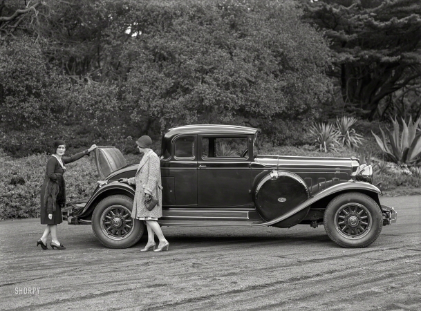 Photo showing: Marmon Matrons -- San Francisco circa 1930. Marmon Big Eight rumble seat coupe at Golden Gate Park.
