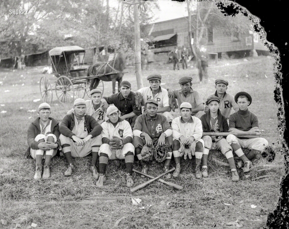 Photo showing: Dalton All-Stars -- 1910. Dalton All-Star baseball team -- Elm Street Field, Dalton, Pennsylvania.