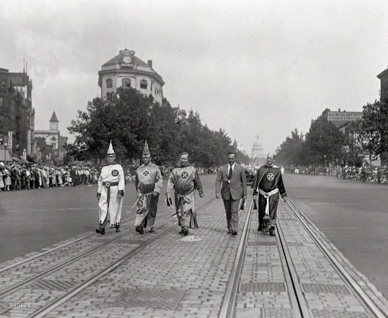 Photo showing: Washington Wizard -- August 8, 1925. Dr. H.W. Evans, Imperial Wizard of the Ku Klux Klan, K.K.K. parade, Washington.
