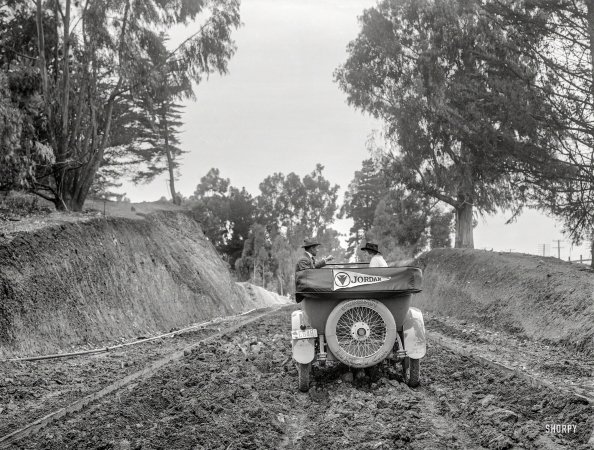 Photo showing: Luxury Car -- The San Francisco Bay Area circa 1917. Jordan Luxury Car.