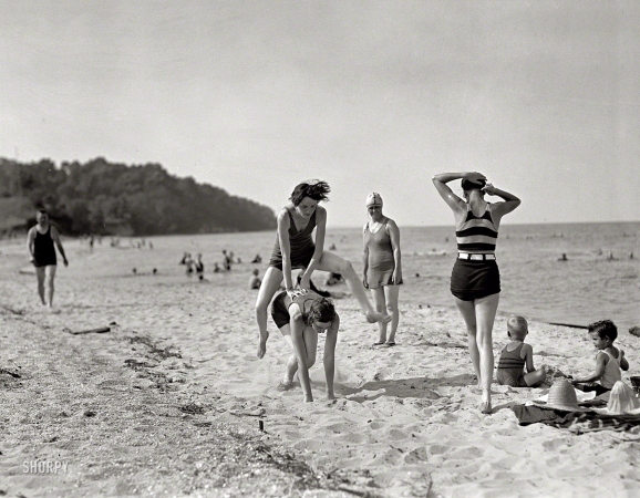 Photo showing: Plum Point -- Near Chesapeake Beach, Maryland, circa 1928.